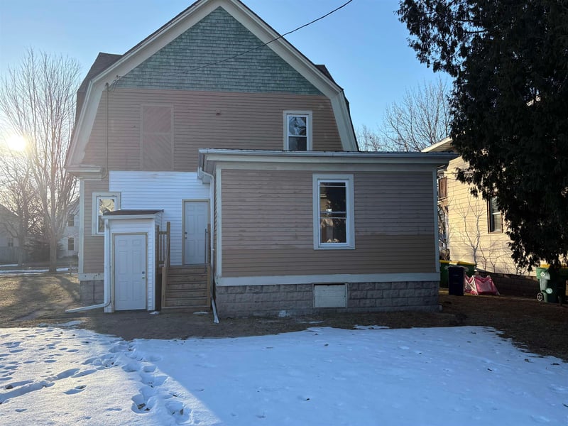 607 Maple Ave, Green Bay, WI 54303