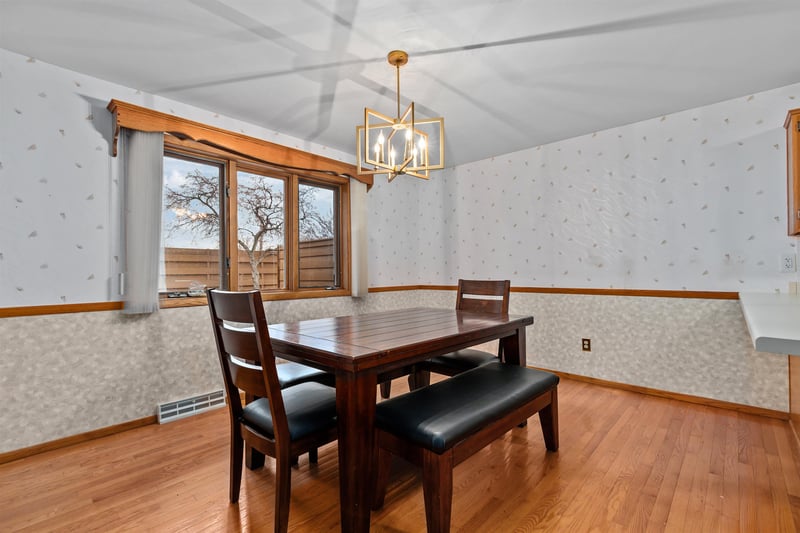 933 Windfield Pl, Appleton, WI 54911-1583