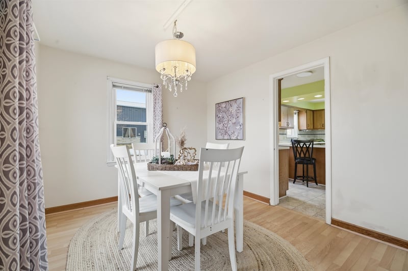 1127 Northland Ave, Appleton, WI 54914