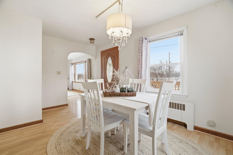 1127 Northland Ave, Appleton, WI 54914