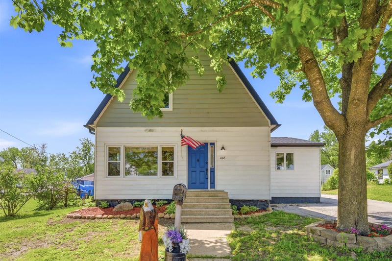 418 Hancock St, New London, WI 54961