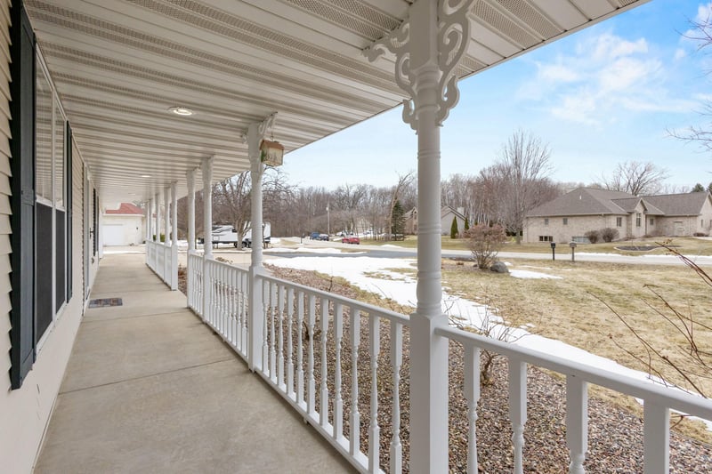 2443 Ravine Ct, Green Bay, WI 54313