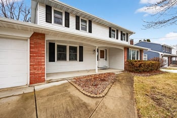 2516 Bittersweet Ave, Green Bay, WI 54301