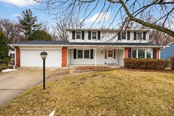 2516 Bittersweet Ave, Green Bay, WI 54301