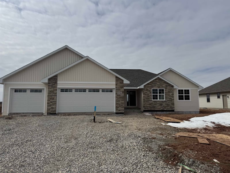 3716 Edwina Dr, De Pere, WI 54115