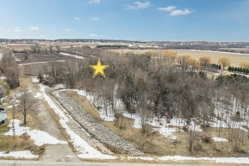 3276 Nicolet Dr, Green Bay, WI 54311