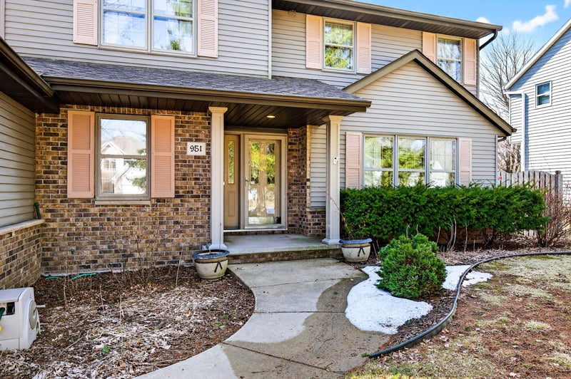 951 Foxmoor Ln, Appleton, WI 54911