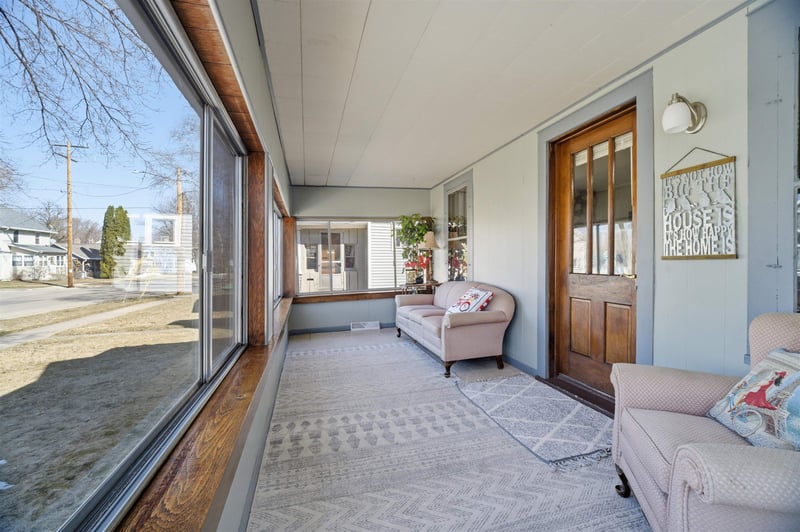 1306 Lawe St, Appleton, WI 54915