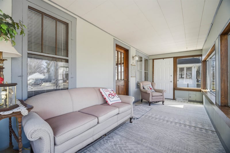 1306 Lawe St, Appleton, WI 54915