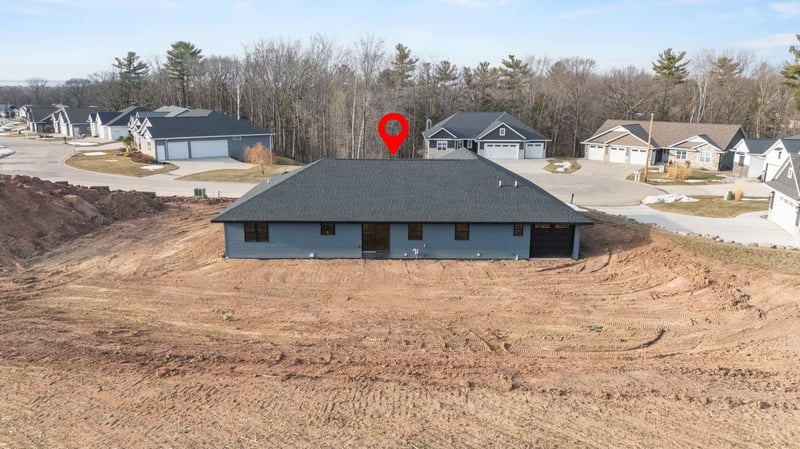 3382 Largo Ridge Ct, Green Bay, WI 54311