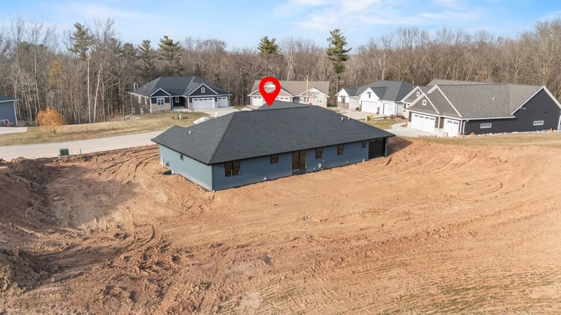 3382 Largo Ridge Ct, Green Bay, WI 54311