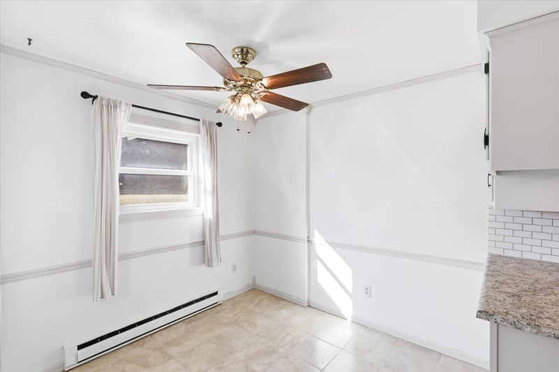 1161 Gillingham Rd, Neenah, WI 54956