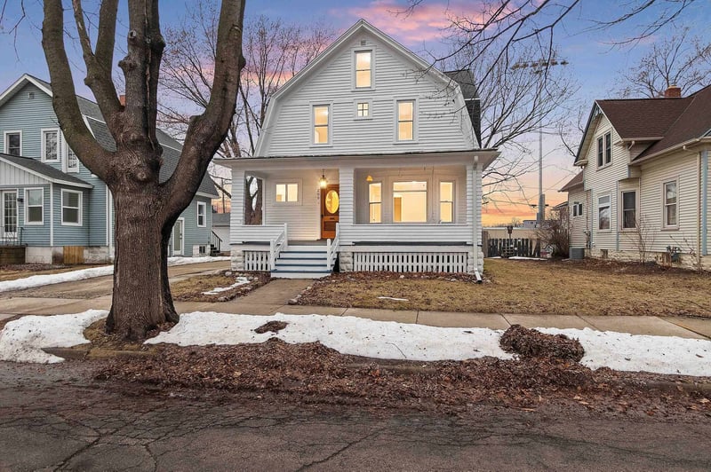 209 Oxford Ave, Green Bay, WI 54303