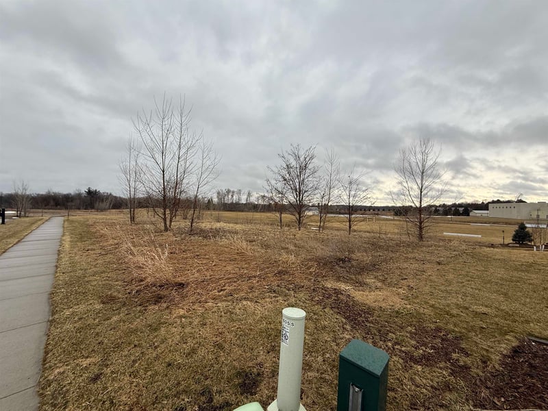 605 Sunset Rg, Green Bay, WI 54313