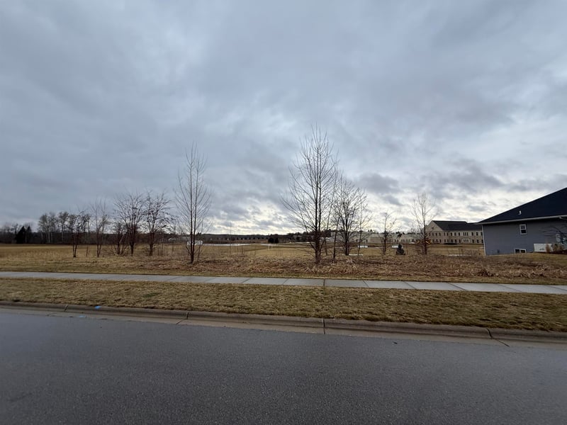 605 Sunset Rg, Green Bay, WI 54313