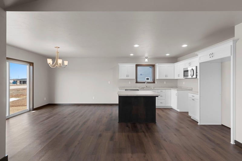 1621 Frontier Rd, Luxemburg, WI 54217