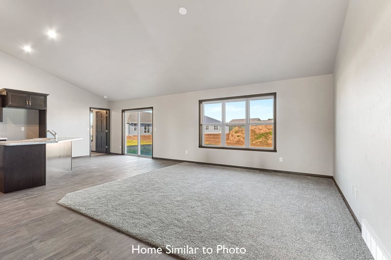 1728 Betty Jean Ln, Green Bay, WI 54313-0000