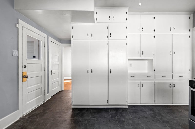 722 Bond St, Green Bay, WI 54303