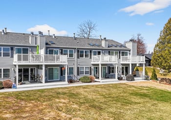 247 1st St, Winneconne, WI 54986