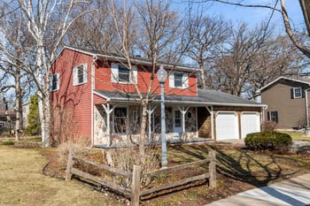 1645 Crestview Dr, Oshkosh, WI 54904