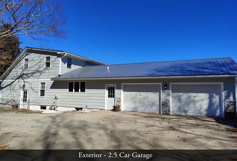 N2890 Lakeshore Rd, Kewaunee, WI 54216