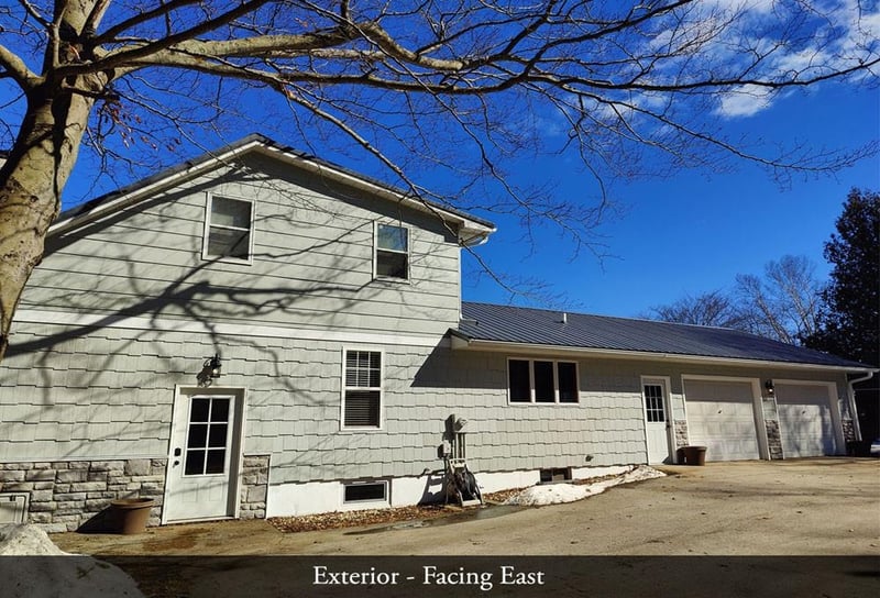 N2890 Lakeshore Rd, Kewaunee, WI 54216