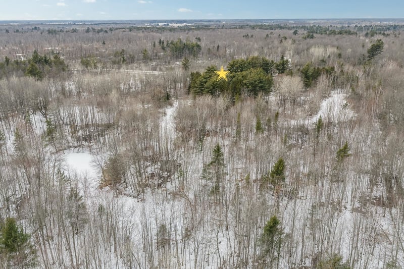 3684 Bell Bridge Rd, Oconto, WI 54153
