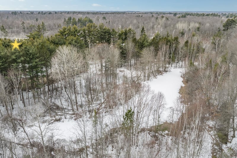 3684 Bell Bridge Rd, Oconto, WI 54153