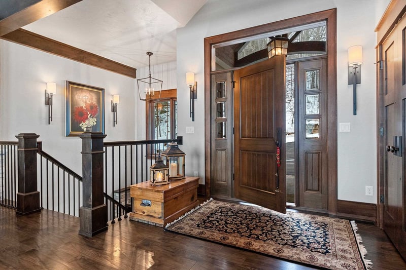 5229 Edgewater Beach Rd, Green Bay, WI 54311