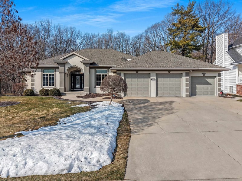 2645 Teresa Dr, Green Bay, WI 54311-5576