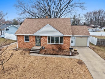 852 Raymond St, Green Bay, WI 54304