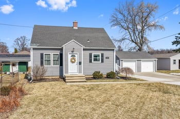 1542 9th St, Green Bay, WI 54304-3018