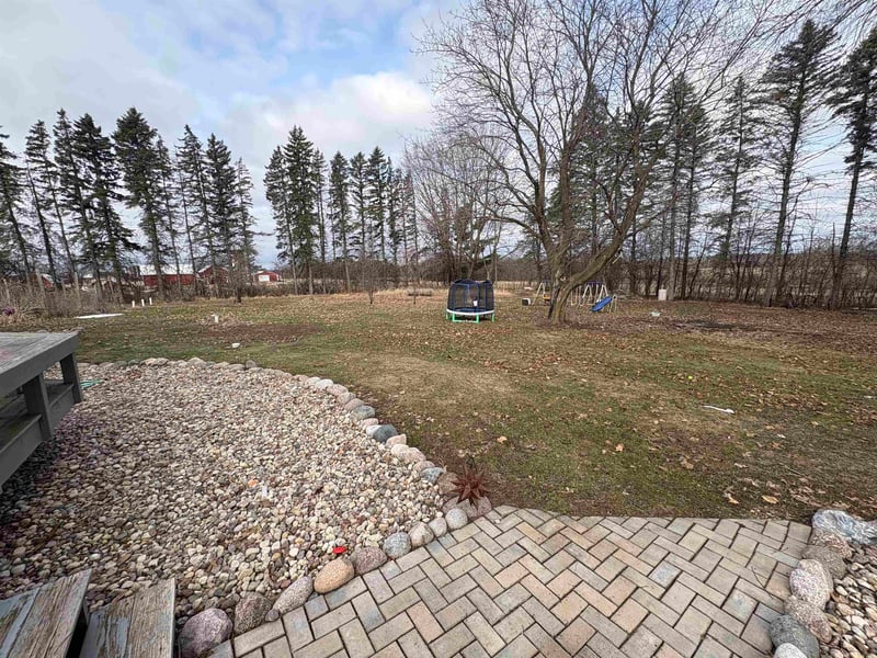 W8166 Belle Plaine Ave, Shawano, WI 54166