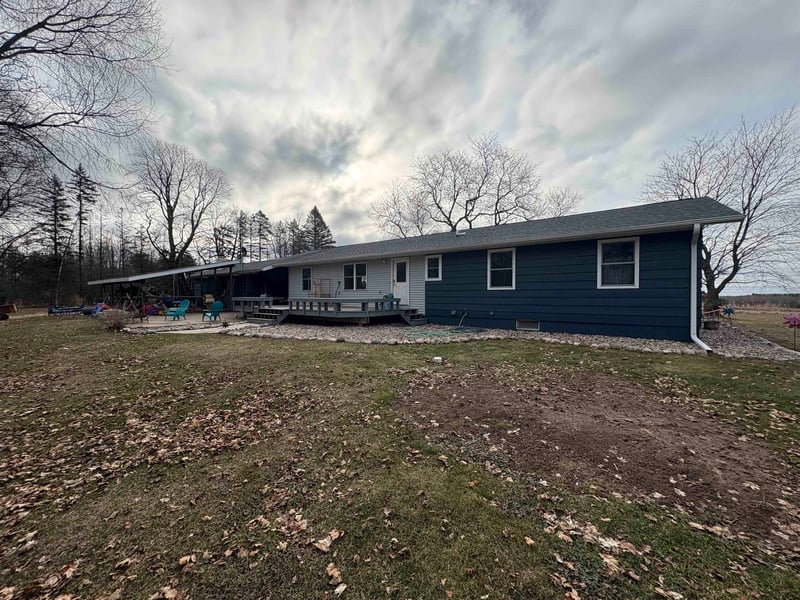 W8166 Belle Plaine Ave, Shawano, WI 54166
