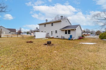 3655 East River Dr, Green Bay, WI 54301