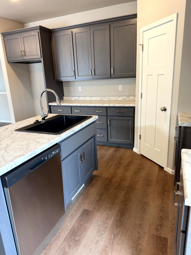 944 Enclave Ct, De Pere, WI 54115