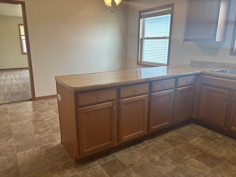 919 Bismarck Ave, Oshkosh, WI 54902