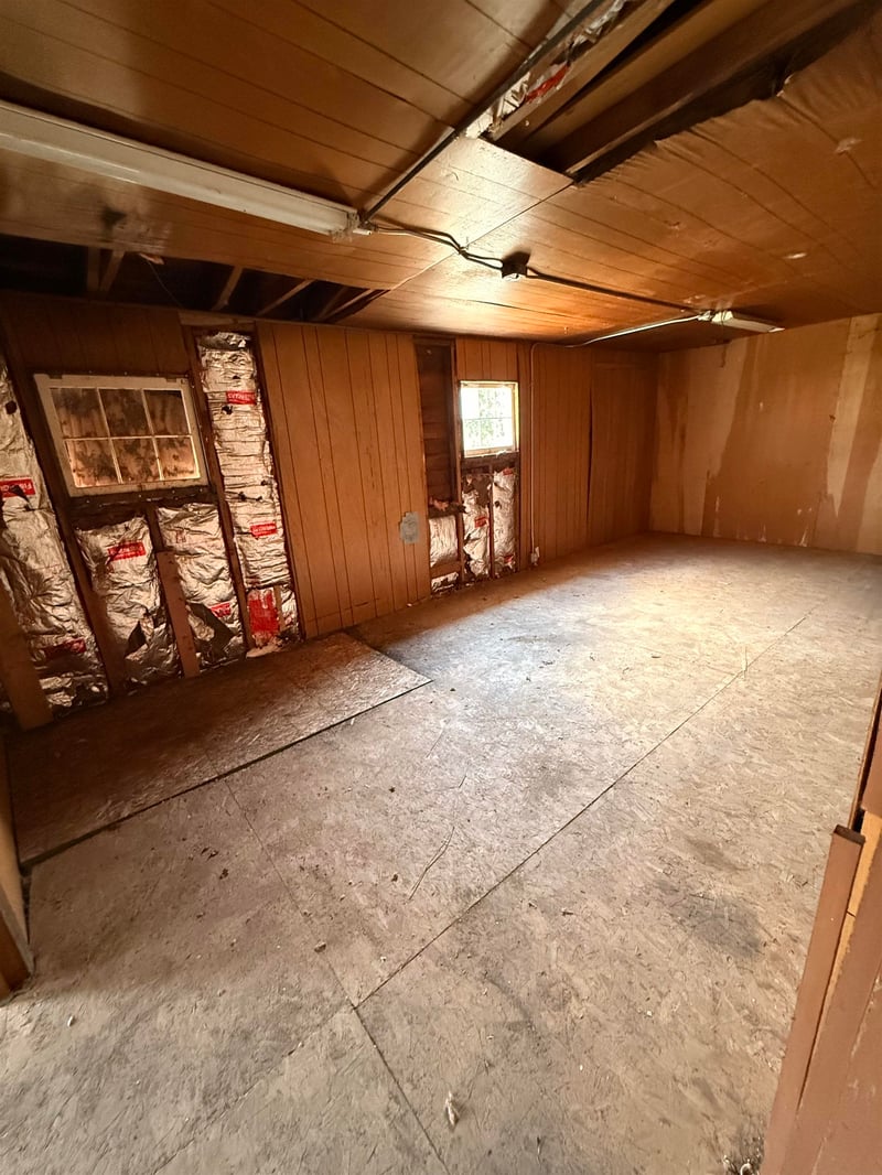 10 Gruenwald Ave, Oshkosh, WI 54901