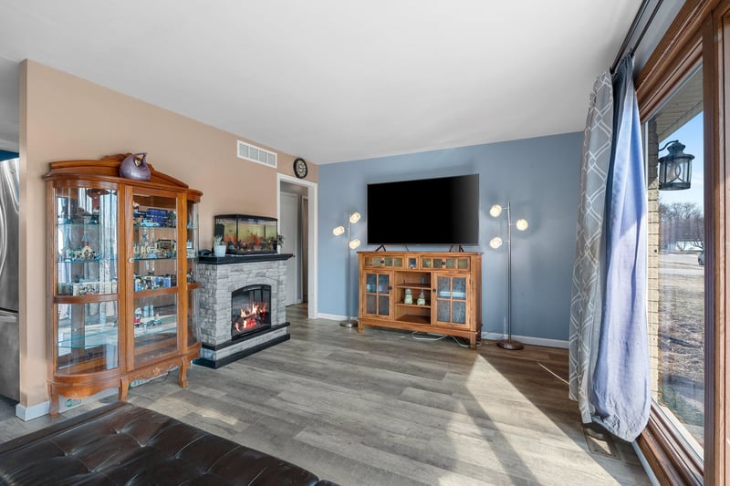 823 Jean St, Neenah, WI 54956