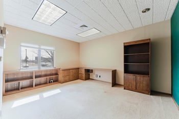 217 Ceape Ave, Oshkosh, WI 54901-5061