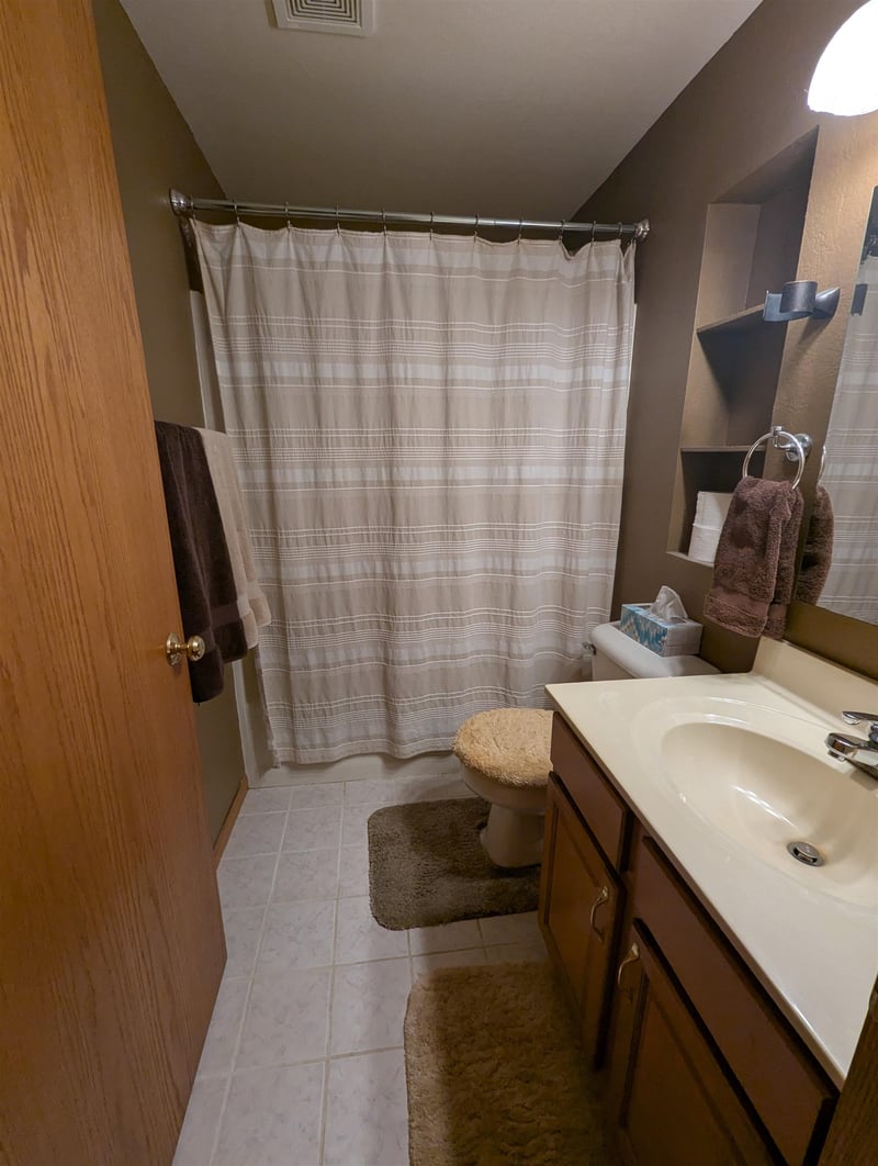 4814 County Rd R, Oshkosh, WI 54902-850