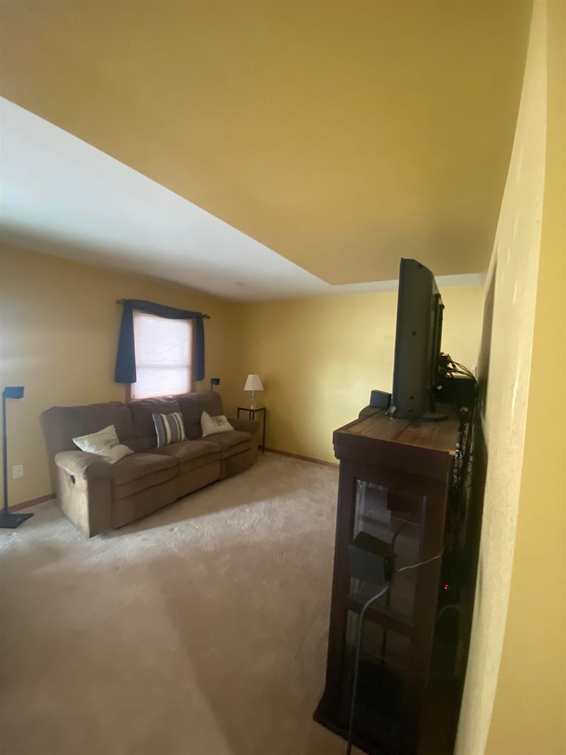 4814 County Rd R, Oshkosh, WI 54902-850