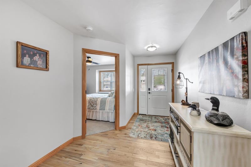 1495 Snowshoe Trl, Suamico, WI 54173