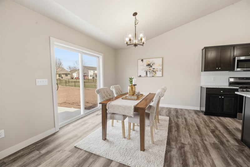 W7077 Jaclyn Ln, Greenville, WI 54942