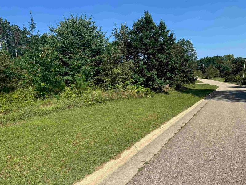 Lake Dr #35/36, Gresham, WI 54128