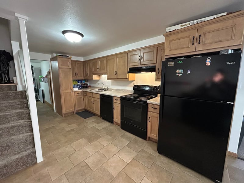 703 Helena St, De Pere, WI 54115-1153