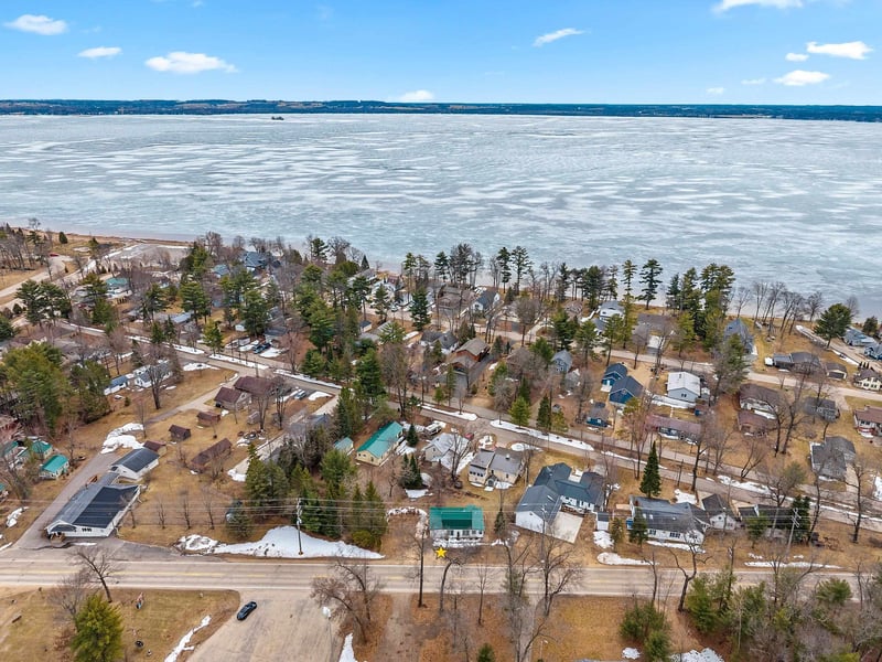 W5851 Lake Dr, Shawano, WI 54166