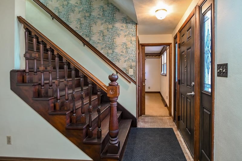 1321 Wiesner St, Green Bay, WI 54304-2825