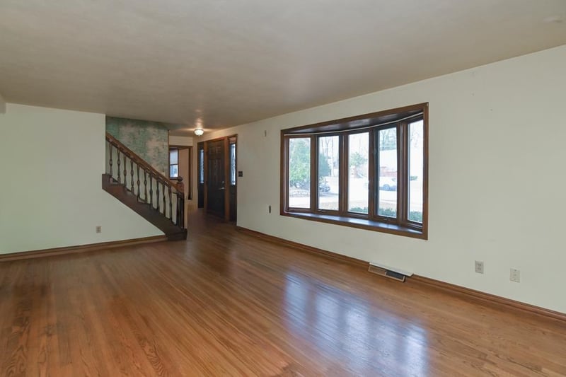 1321 Wiesner St, Green Bay, WI 54304-2825