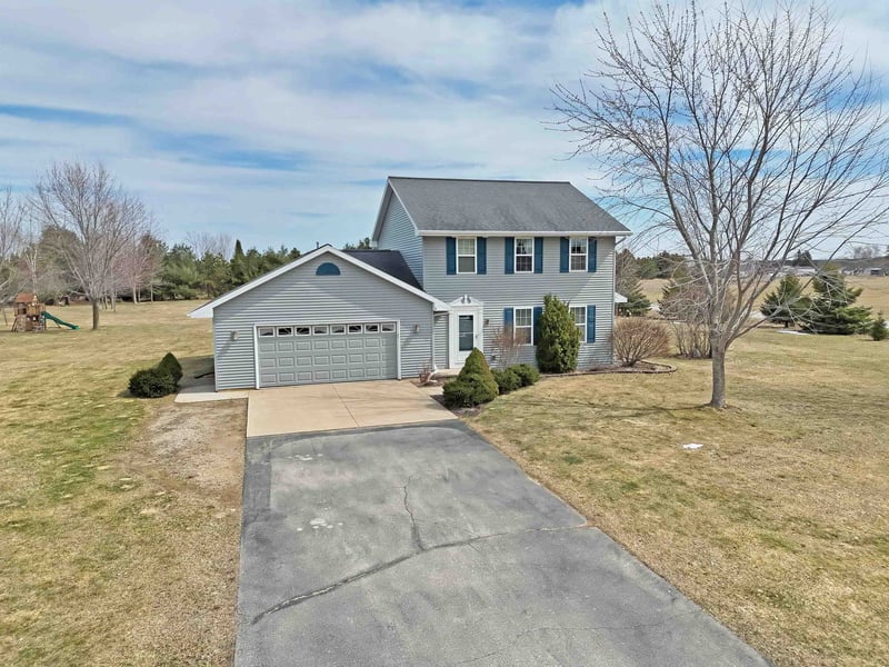 508 Highland Meadow Trl, Pulaski, WI 54162-9018